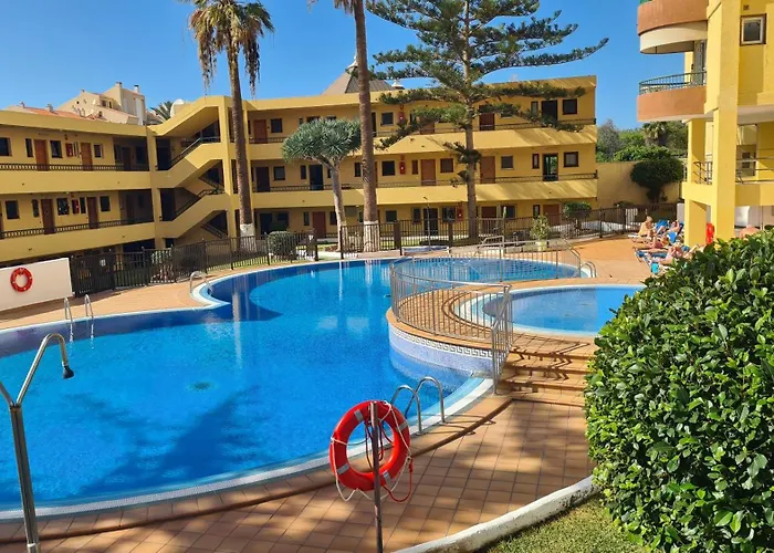 Sunshine Sea Apartman Arona